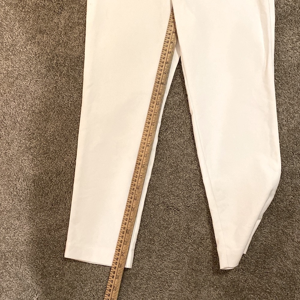 Liz Claiborne || Emma white cropped pants (measurements in pictures) - Picture 8 of 10
